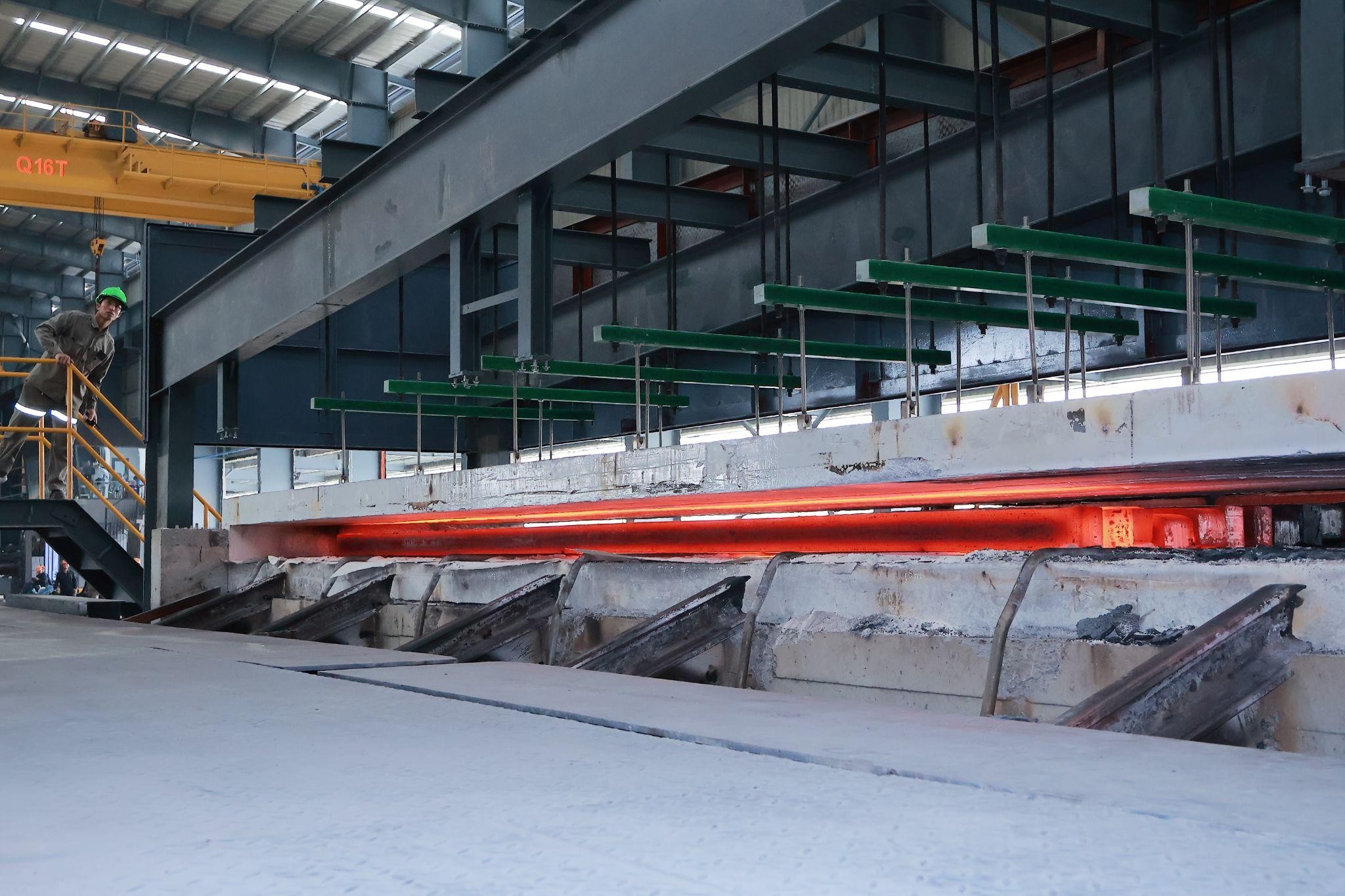 DẤU MỐC LỊCH SỬ – VINASTEEL CHẠY THỬ THÀNH CÔNG CÂY PHÔI ĐẦU TIÊN