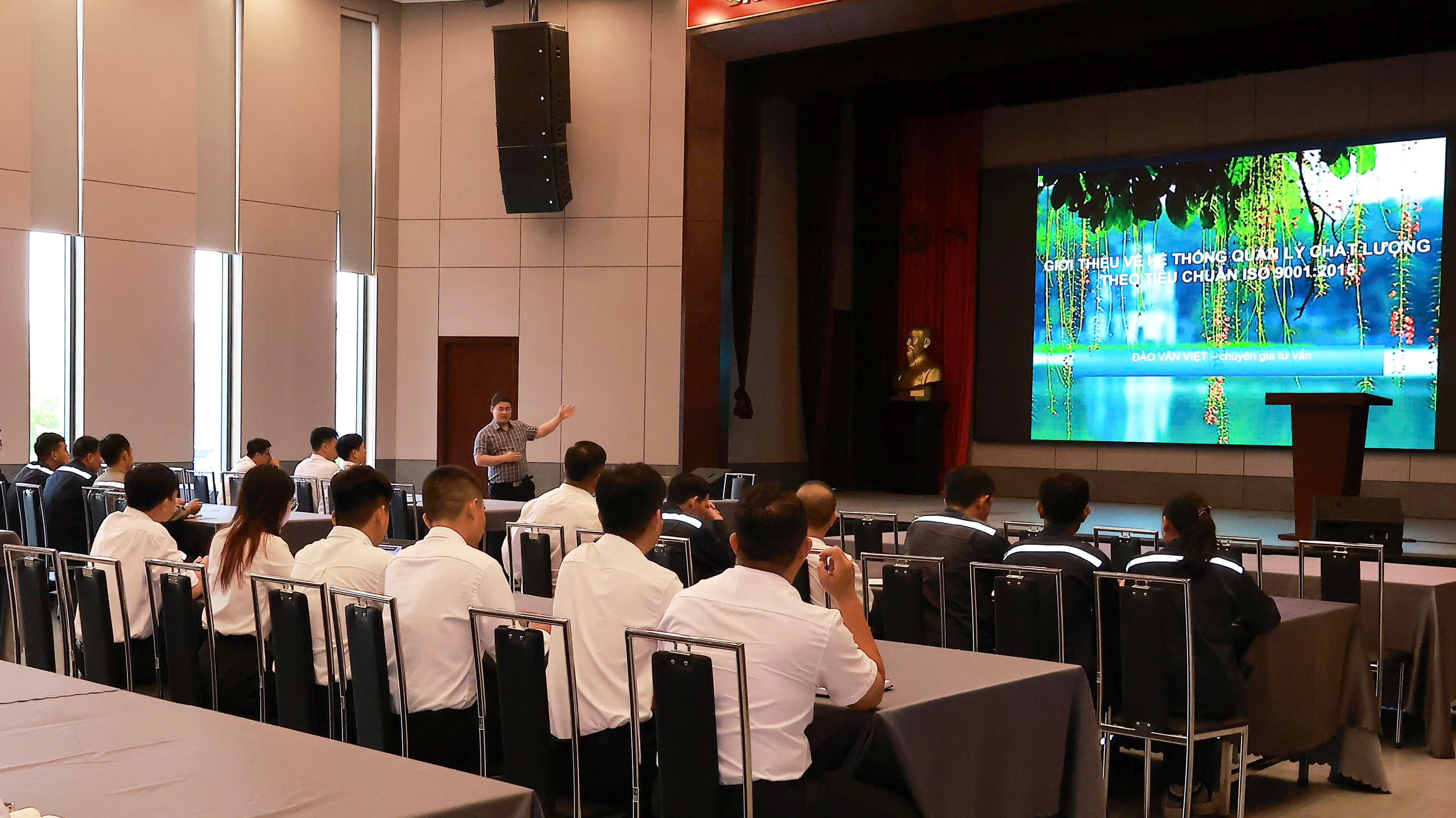 Vinasteel tiếp tục đào tạo ISO 9001 và ISO 14001 – Từ tiêu chuẩn đến áp dụng thực tế